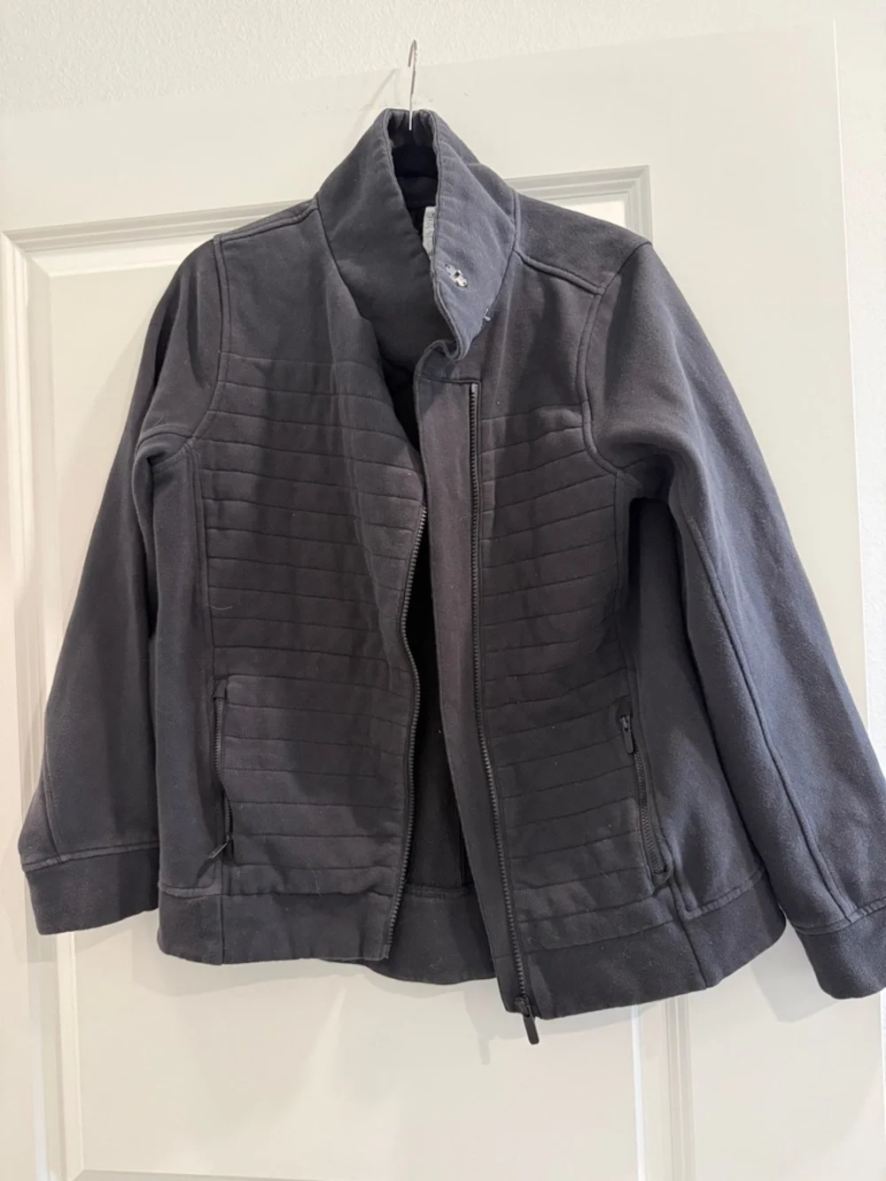 Lululemon black  Front Zip Jacket sz 8